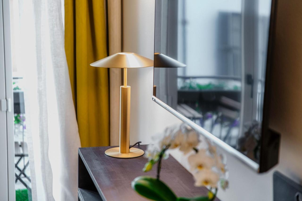 In Centro Luxury Rooms Como Bagian luar foto