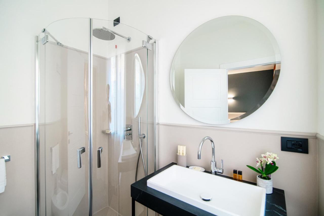 In Centro Luxury Rooms Como Bagian luar foto